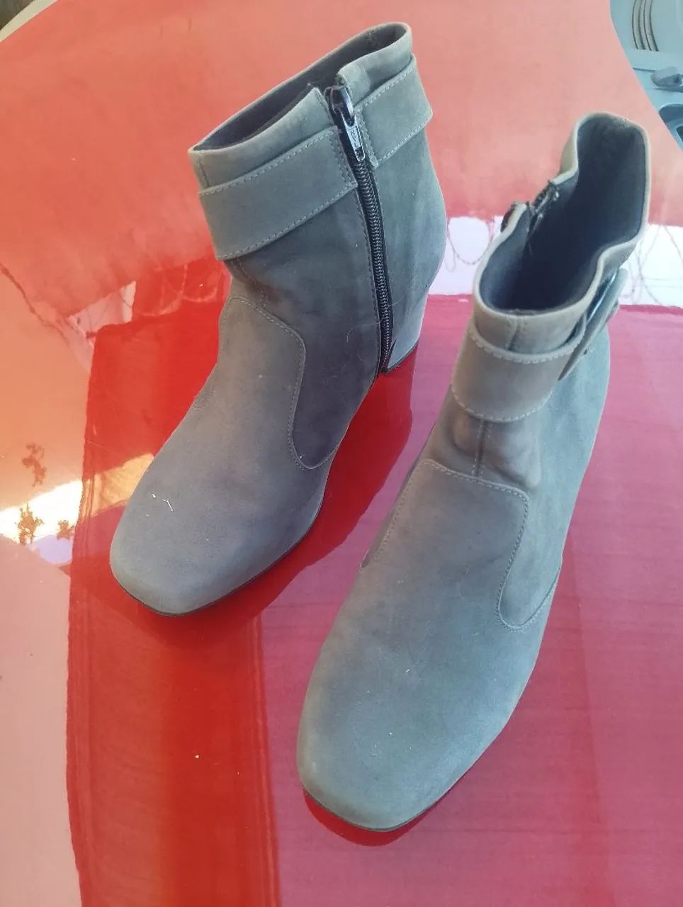 Bota cinza (feminina) - Foto 2