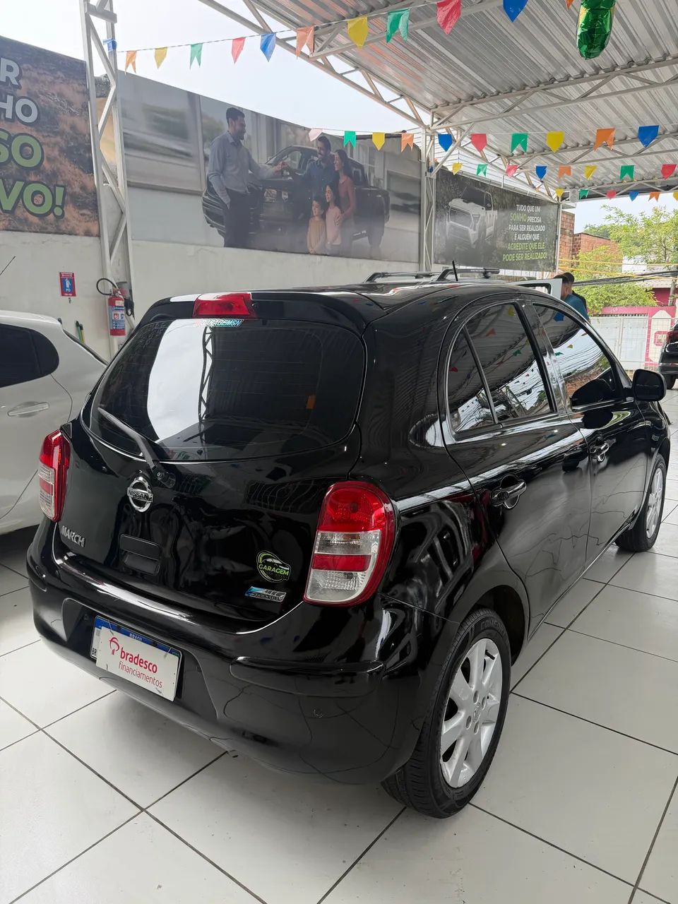 Nissan March 2013