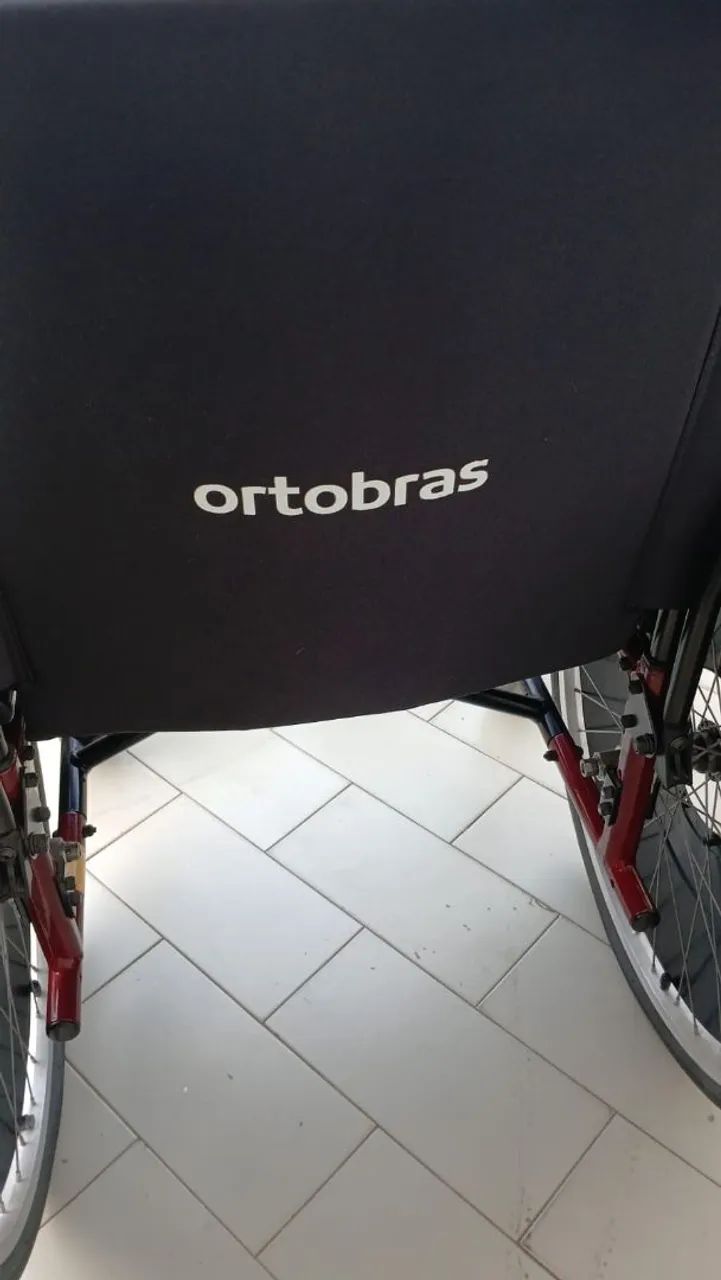 Cadeira de rodas - Foto 2