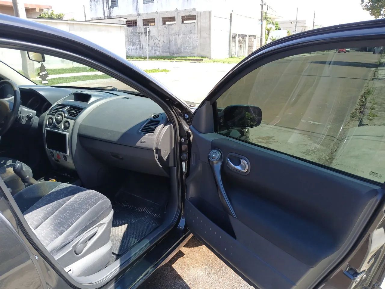 Renault Megane Megane Sedan Dynamique Hi-Flex 1.6 16V 2008