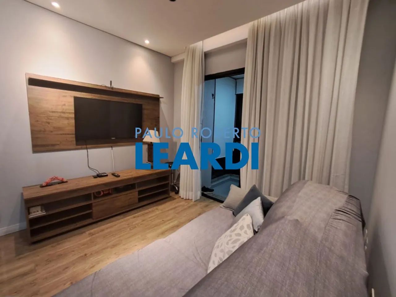 APARTAMENTO - VILA OLÍMPIA - SP