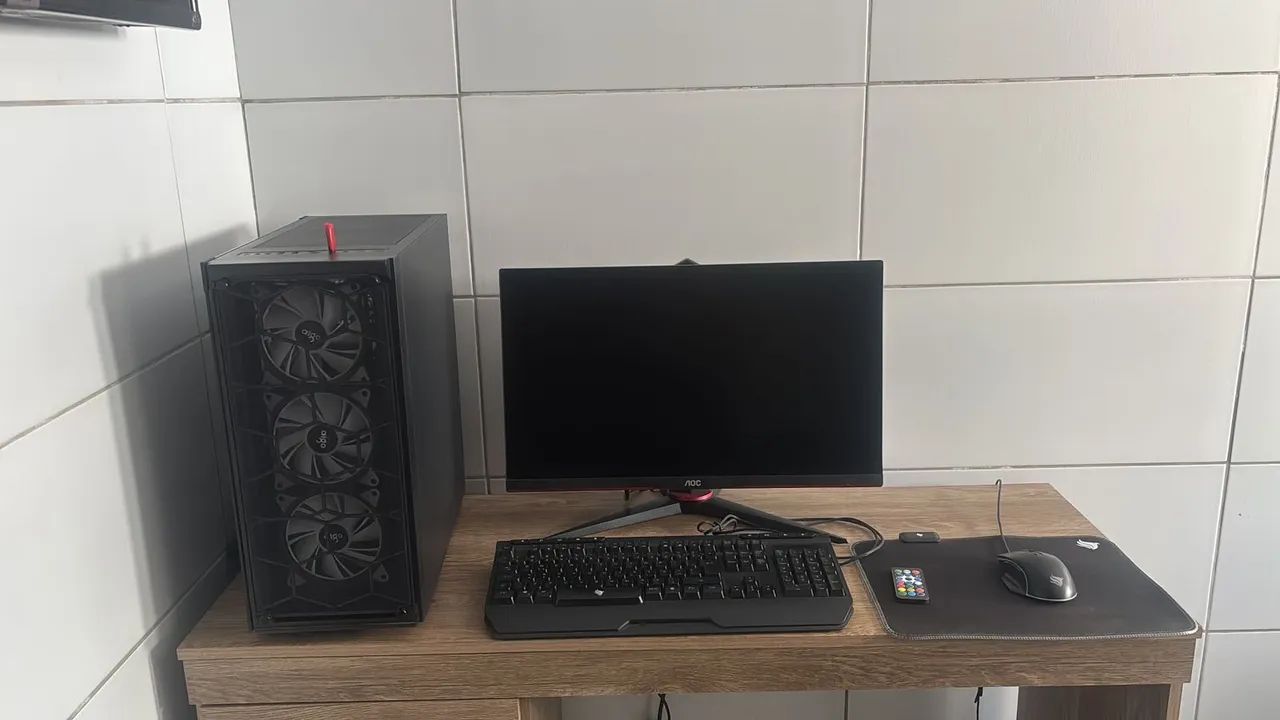 Mesa para PC ou TV - Foto 2