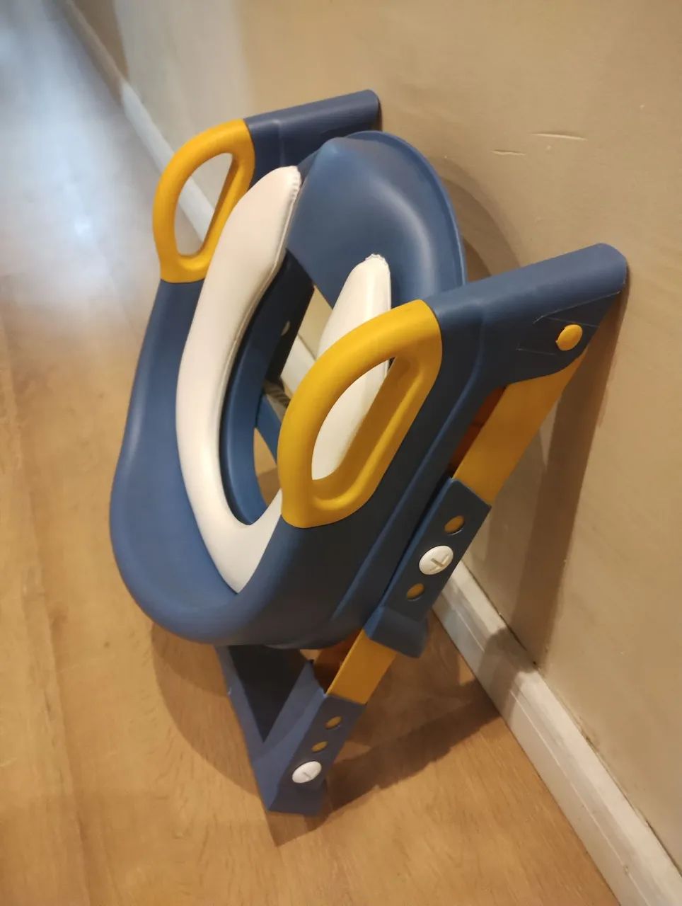 Assento infantil com escada  - Foto 4