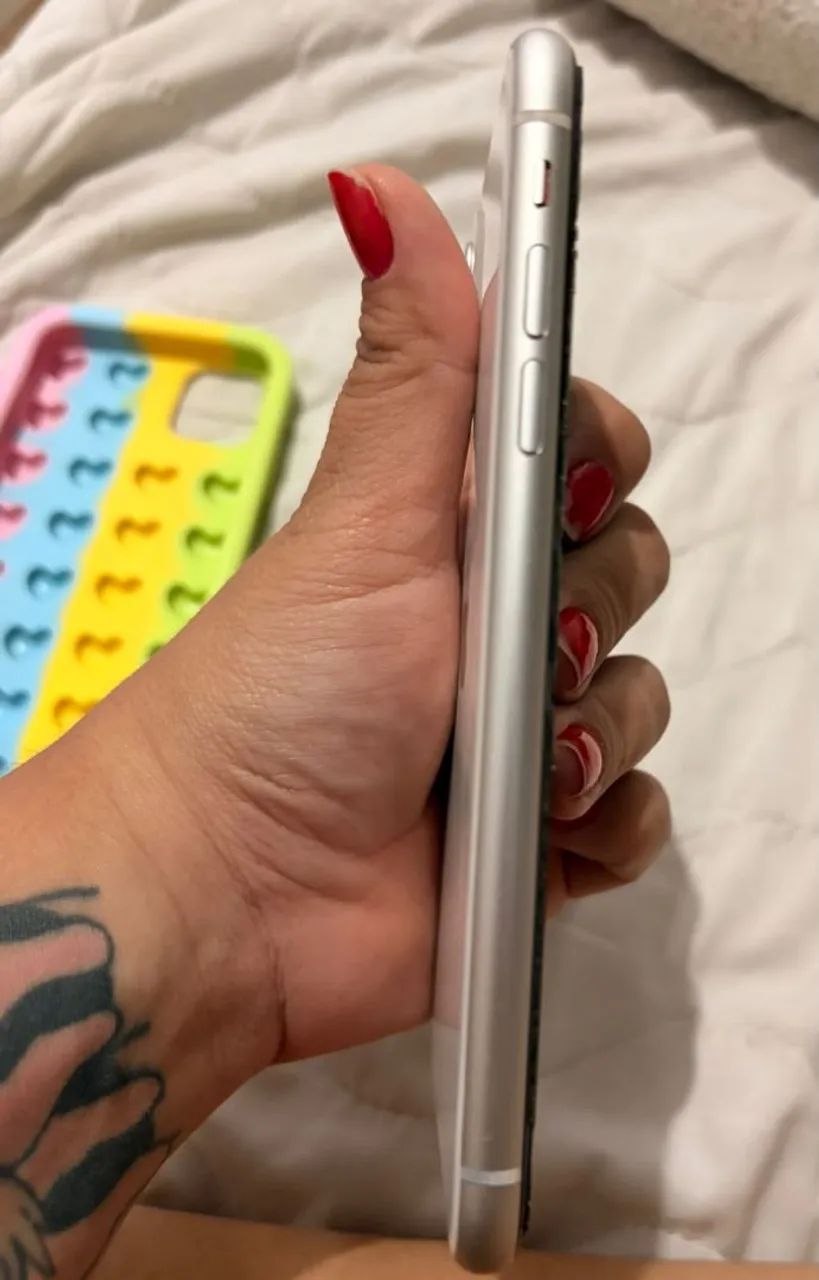 iPhone 11 64GB original  - Foto 3