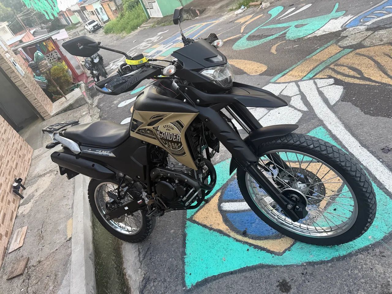 Lander 250