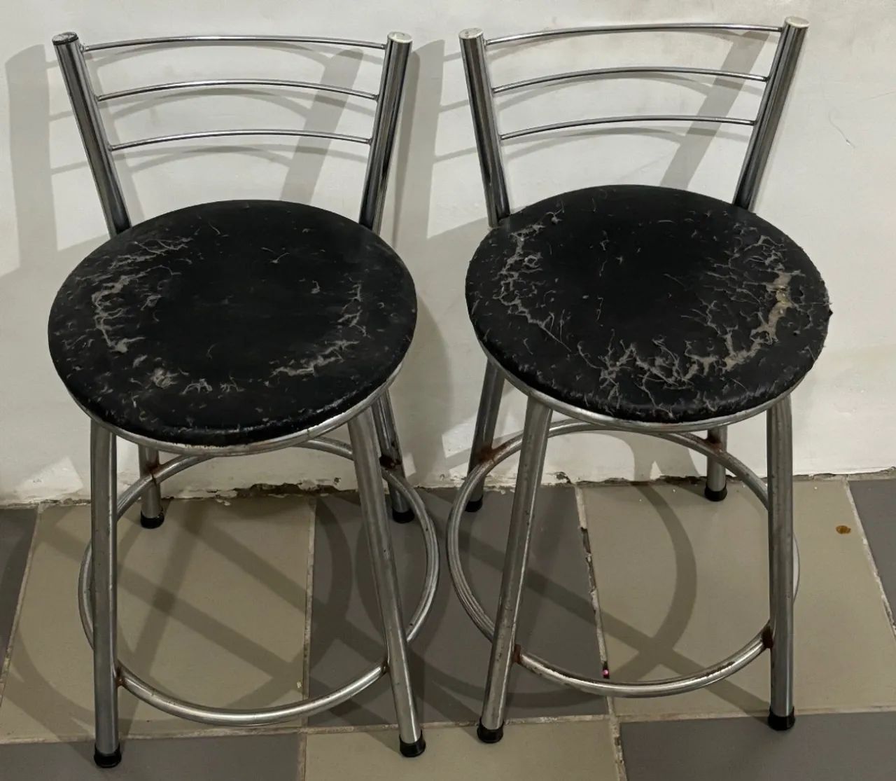 Kit 2 Banco Banquetas Baixa Cromada Com Encosto