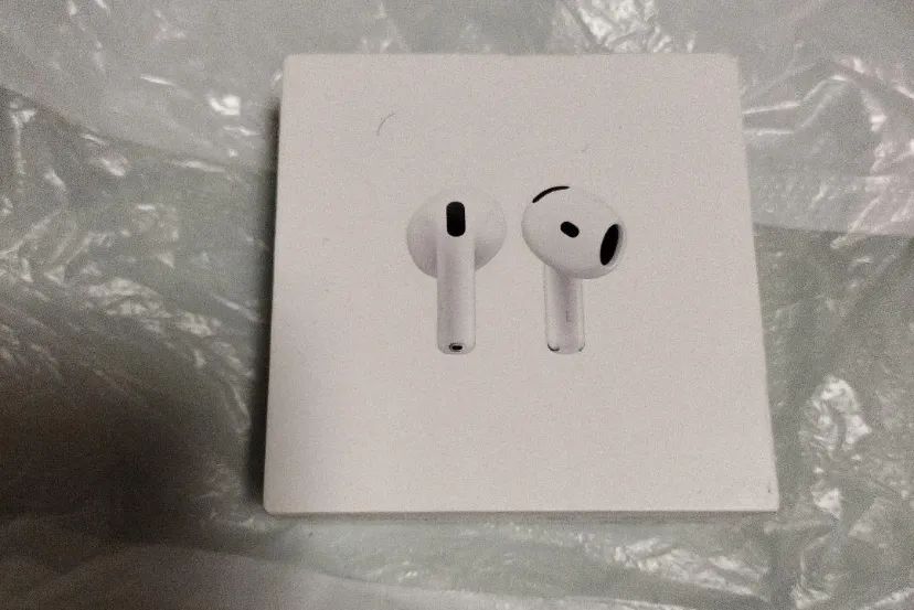 Airpods 4 