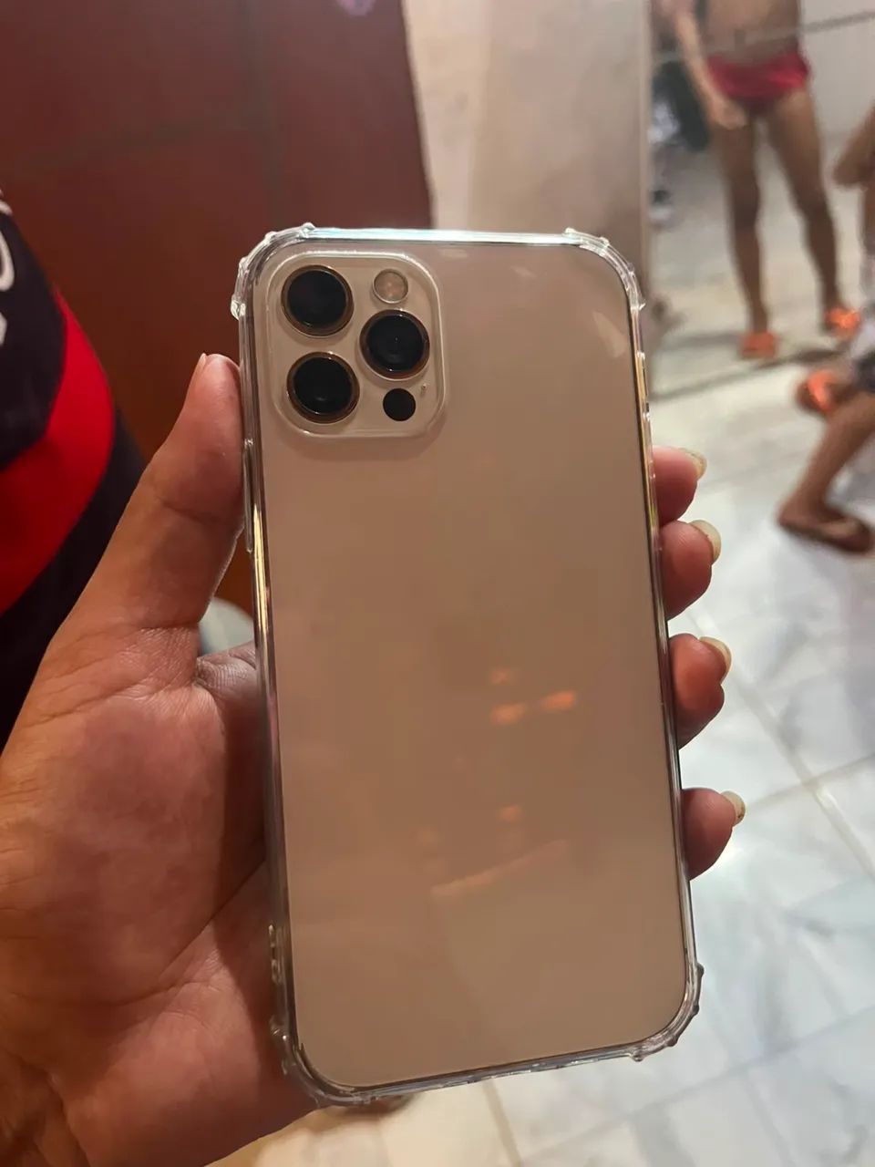 iPhone 12 Pro 256 gigas chama no zap *78 - Celulares e Smartphones