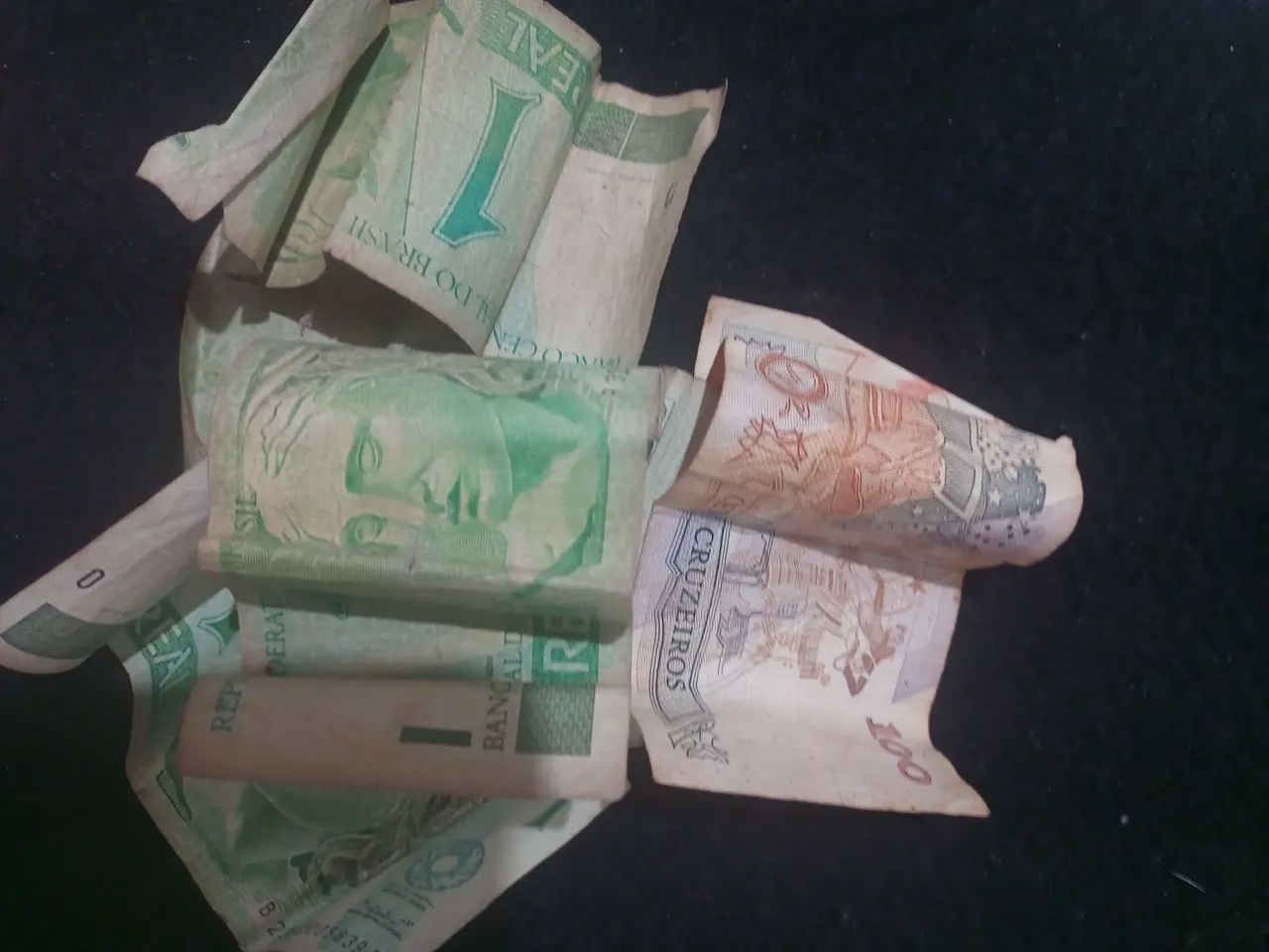 Notas de dinheiro antiga para colecionador