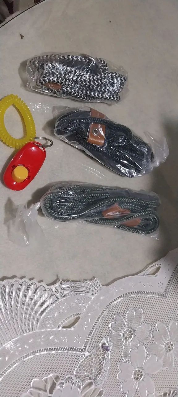 3 guias de passeio e adestramento de pet e um clicker para o reforço positivo - Foto 3