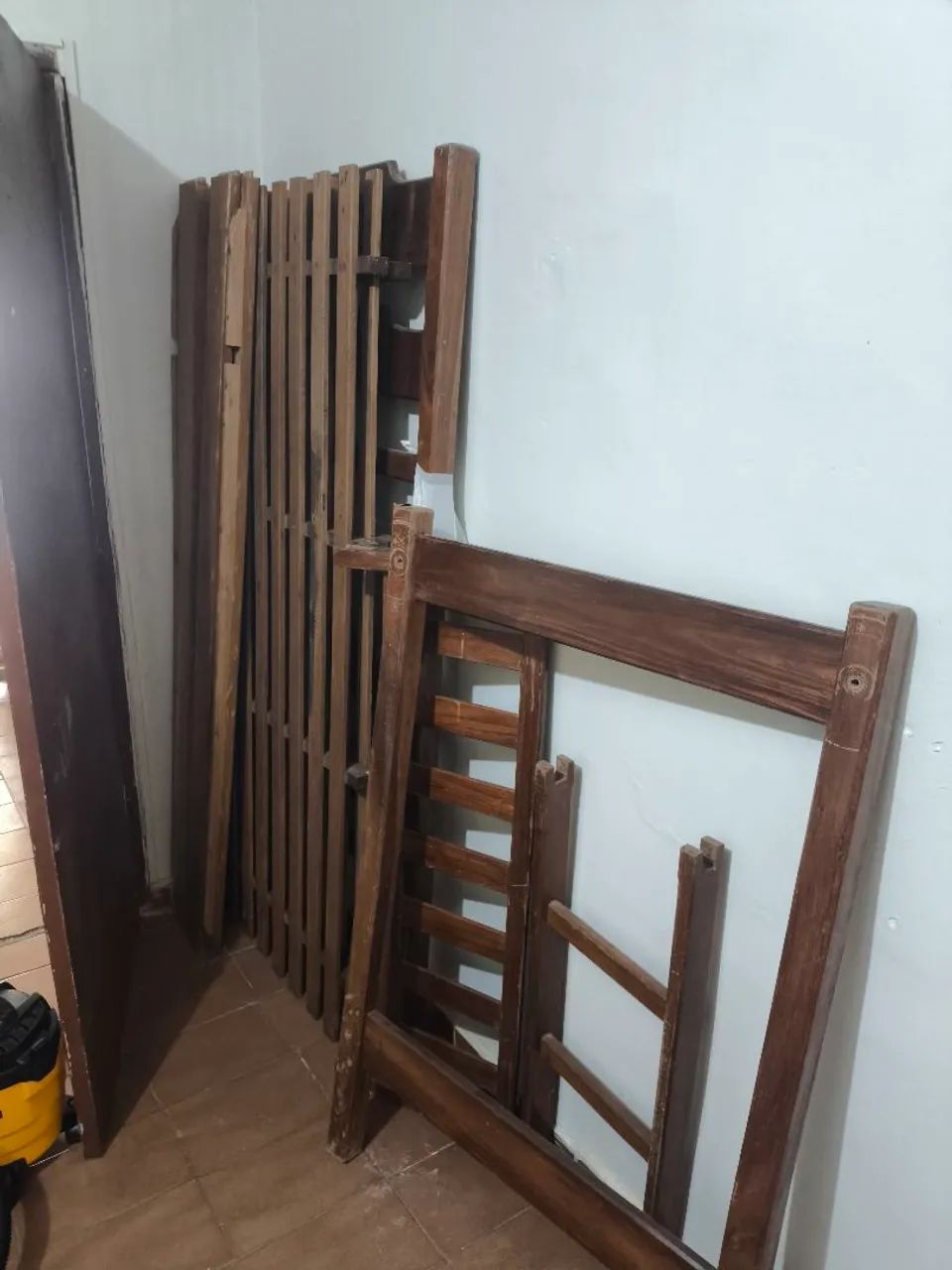 Vendo cama beliche desmontada