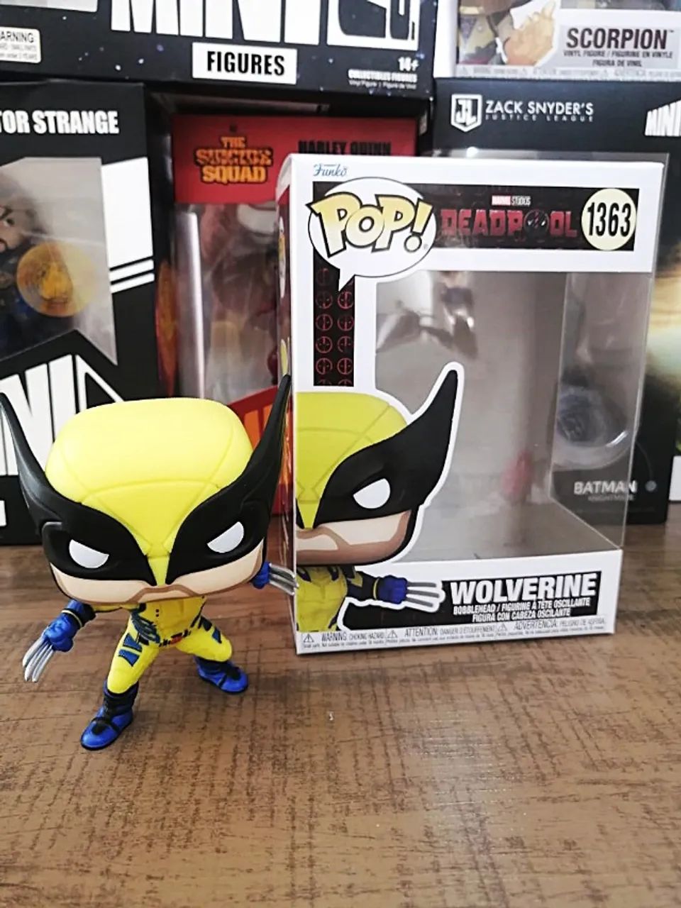 Funko Pop! Funko Wolverine #1363 | Deadpool & Wolverine - Foto 2