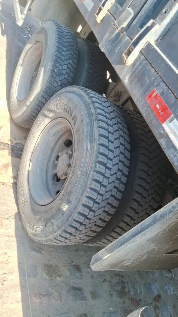 Ford cargo 2218 com muck - Foto 4