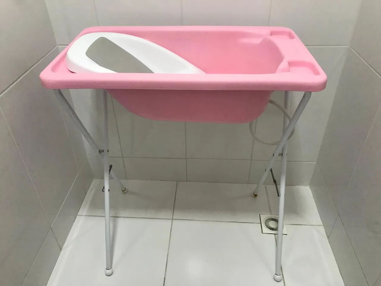 Banheira gazelarno com suporte