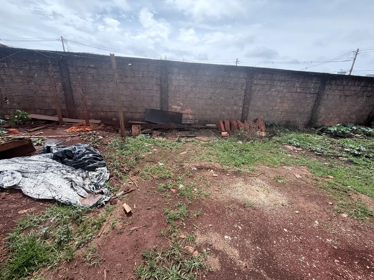 Casa 3 quartos área comercial água limpa - Foto 3