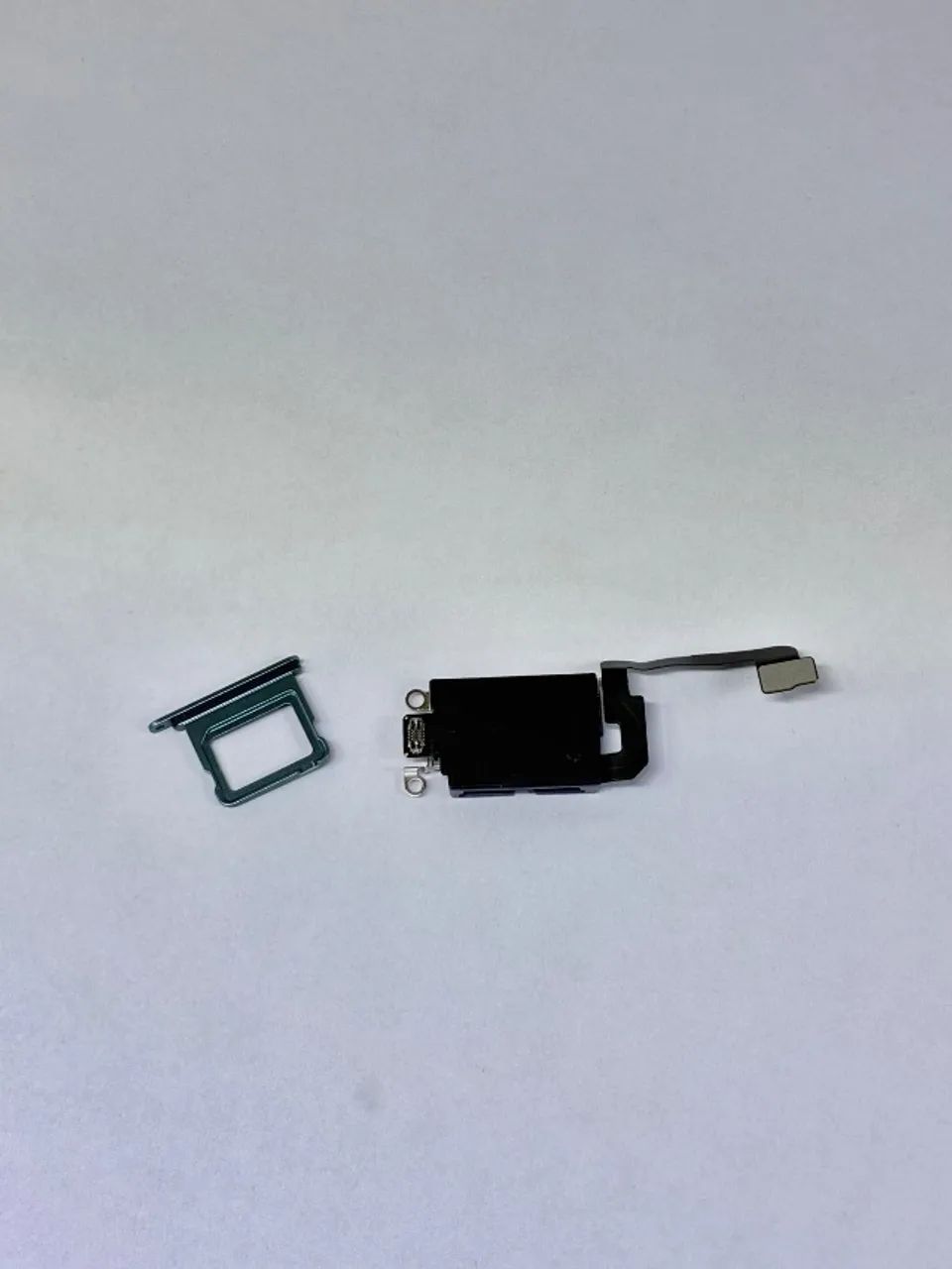 Leitor de chip iPhone 16 com bandeja verde - Foto 2