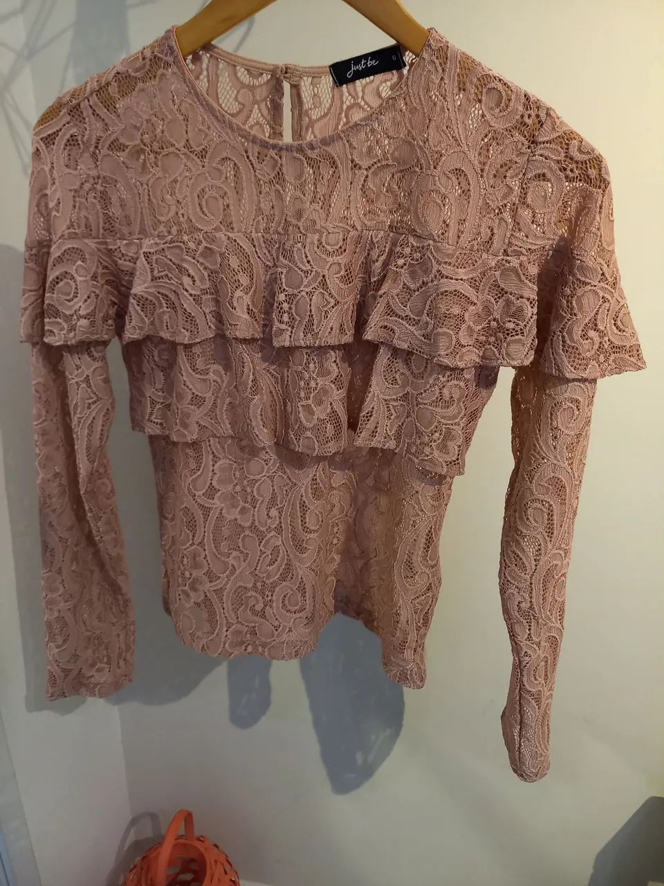 Blusa feminina rendada