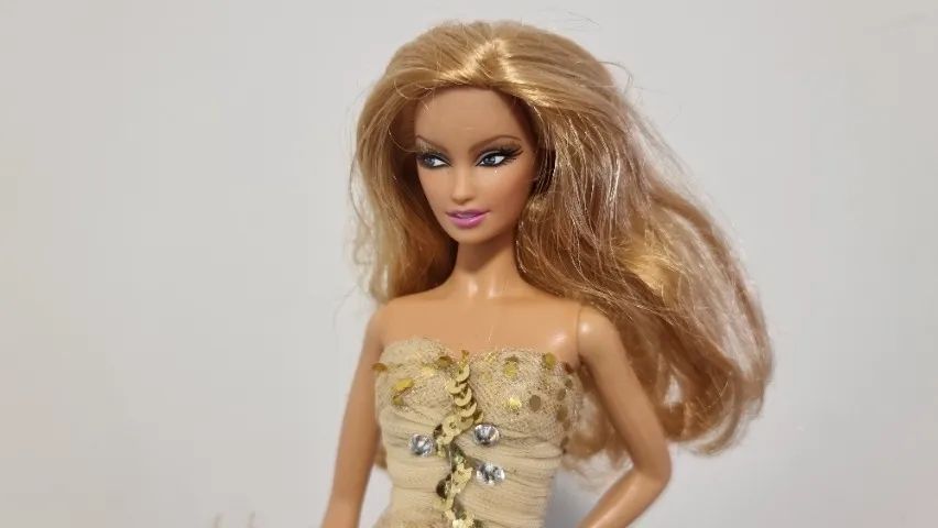 RESERVADA Barbie Glamour 50th Anniversary model muse - Foto 3