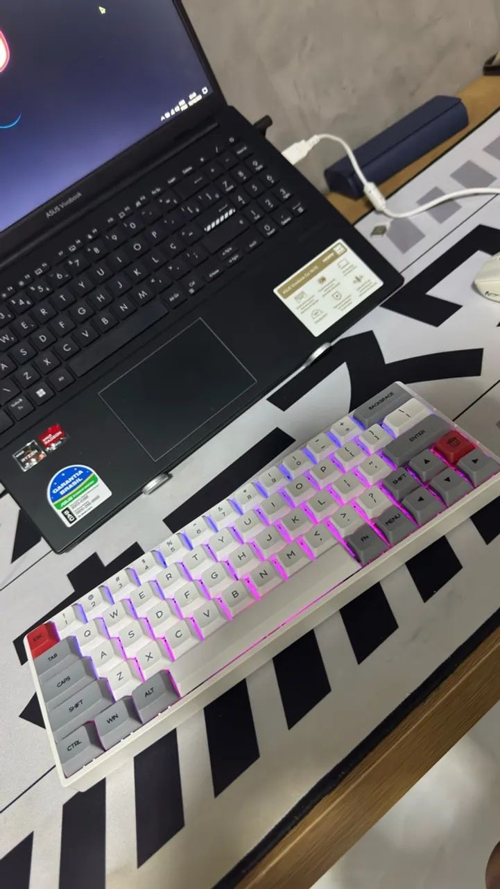 Teclado gamer switch óptico