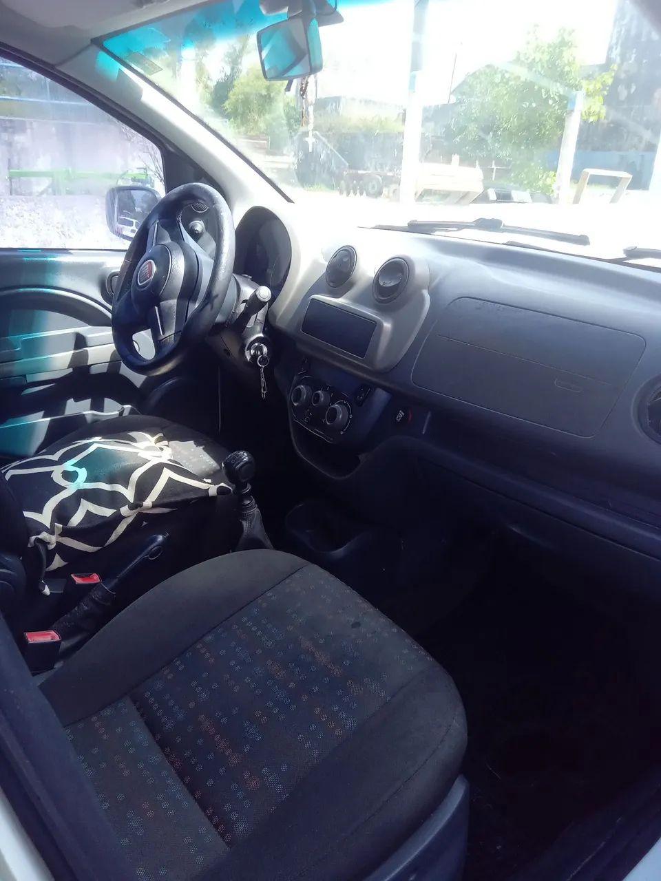 Fiat Uno Vivace/rua 1.0 EVO Fire Flex 8V 5P 2014 - Foto 3