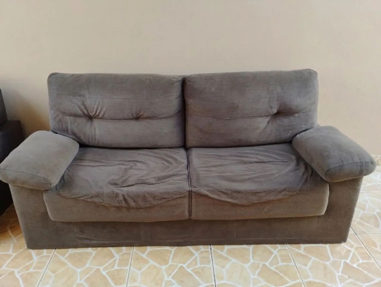 Conjunto de sofá de 2 e 3 lugares 