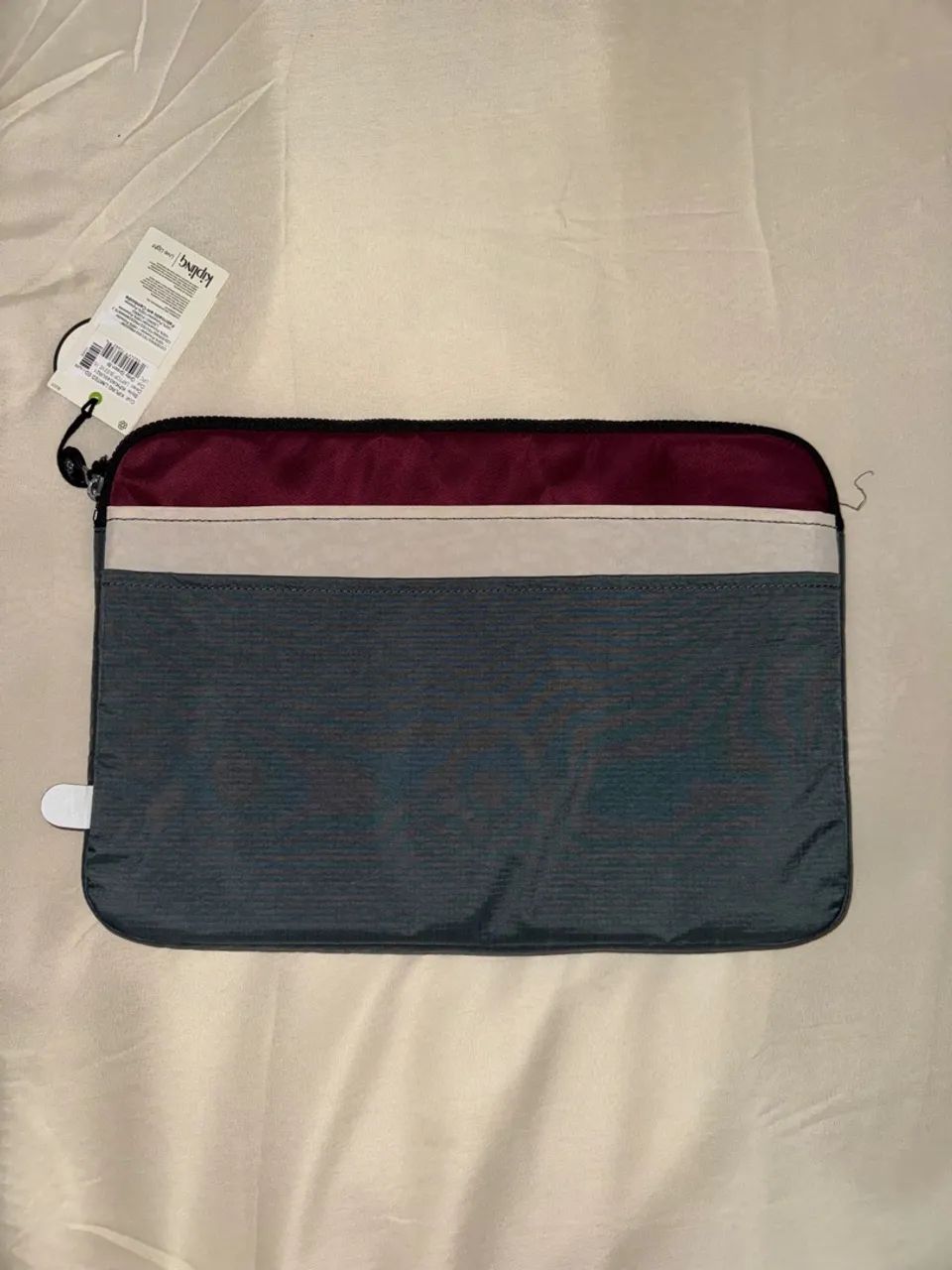 Kipling laptop sleeve403953858338498561