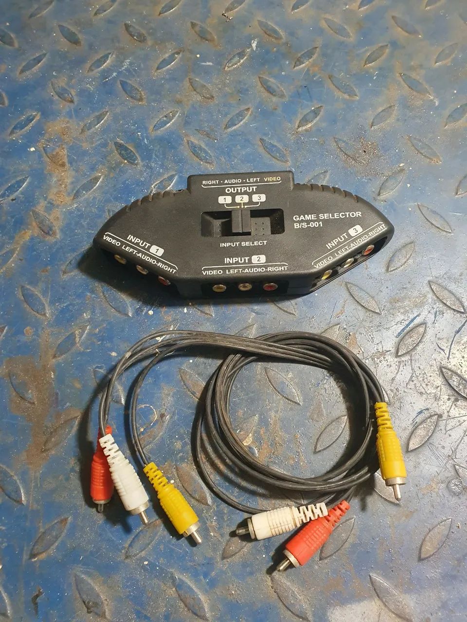 Seletor AV RCA 3 entradas (Game Selector) + cabos - funcionando