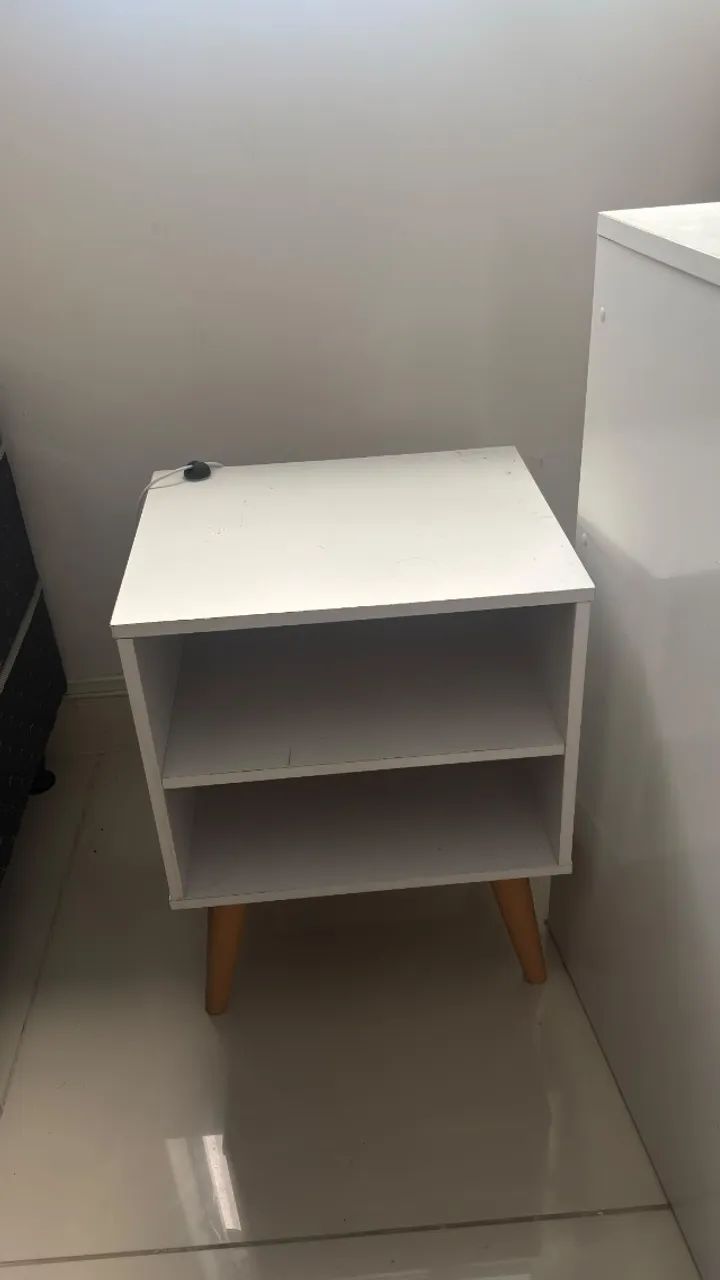 Mesa de cabeceira 