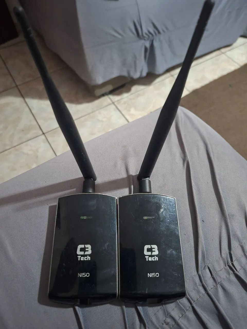 DOIS repetidor de Wi-Fi C3TECH,  estão perfeitos 150 me cada 
