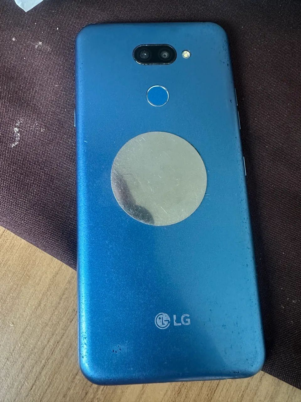 Vendo celular LG K40S