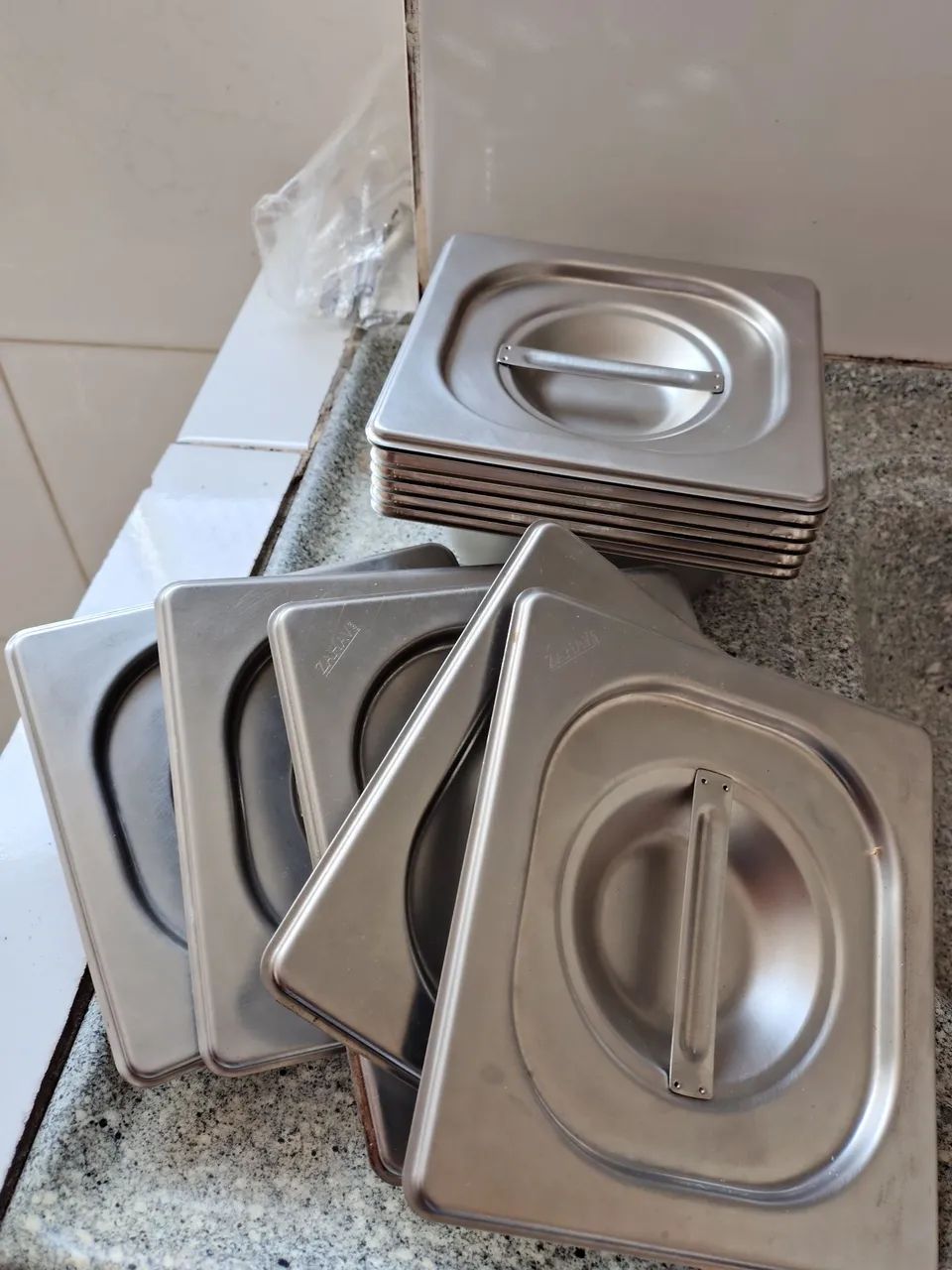 6 Cubas inox para buffet 1/6 com tampa  - Foto 2