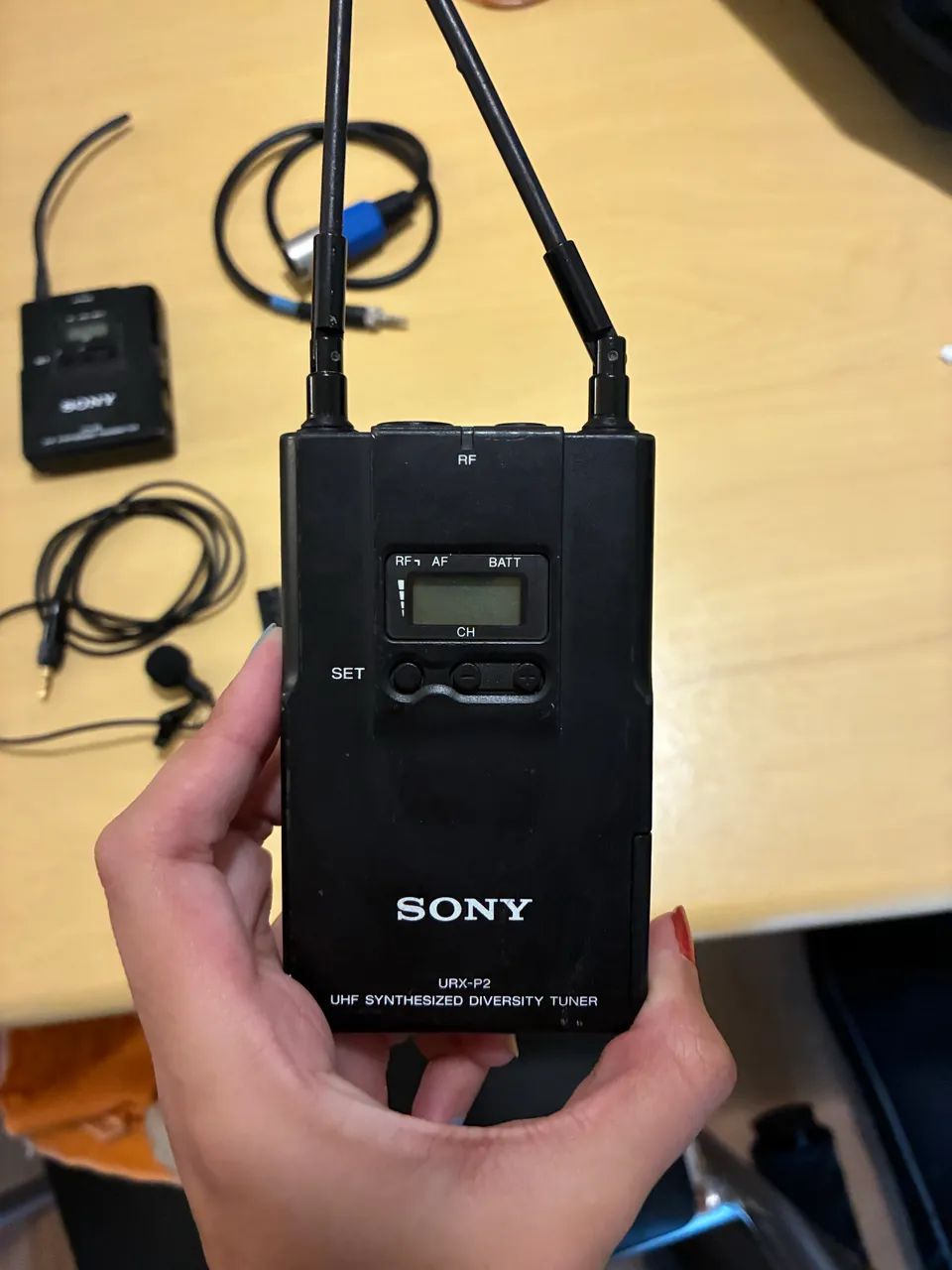 Microfone Lapela Sony Uwp-v1 Transmissor e Receptor  - Foto 5