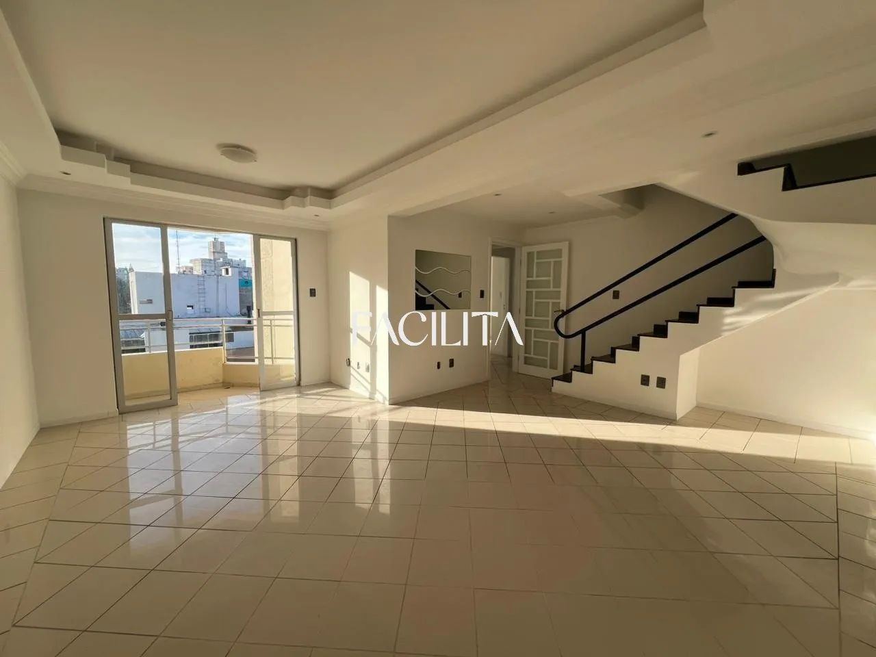Cobertura duplex com 5 quartos no bairro Trindade, Florianópolis