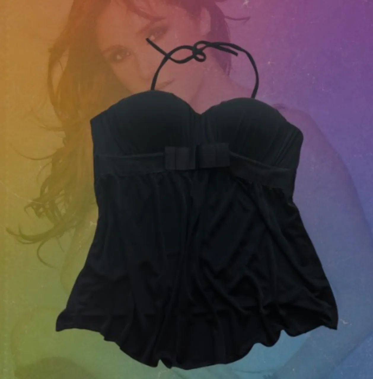 Blusa preta de amarrar