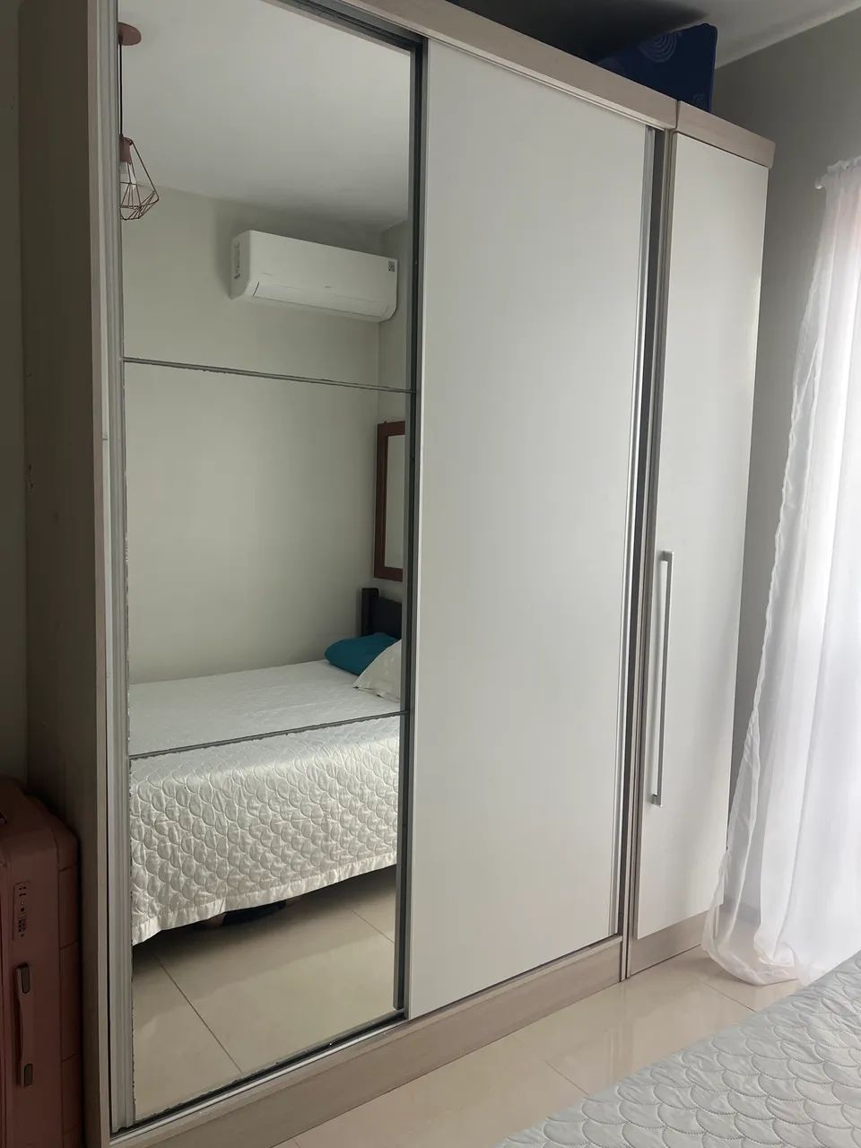 GUARDA ROUPA EM MDF 