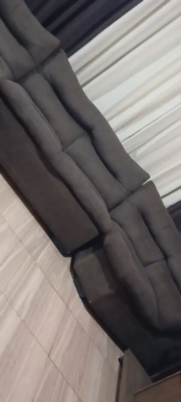 Vende se esse sofá 