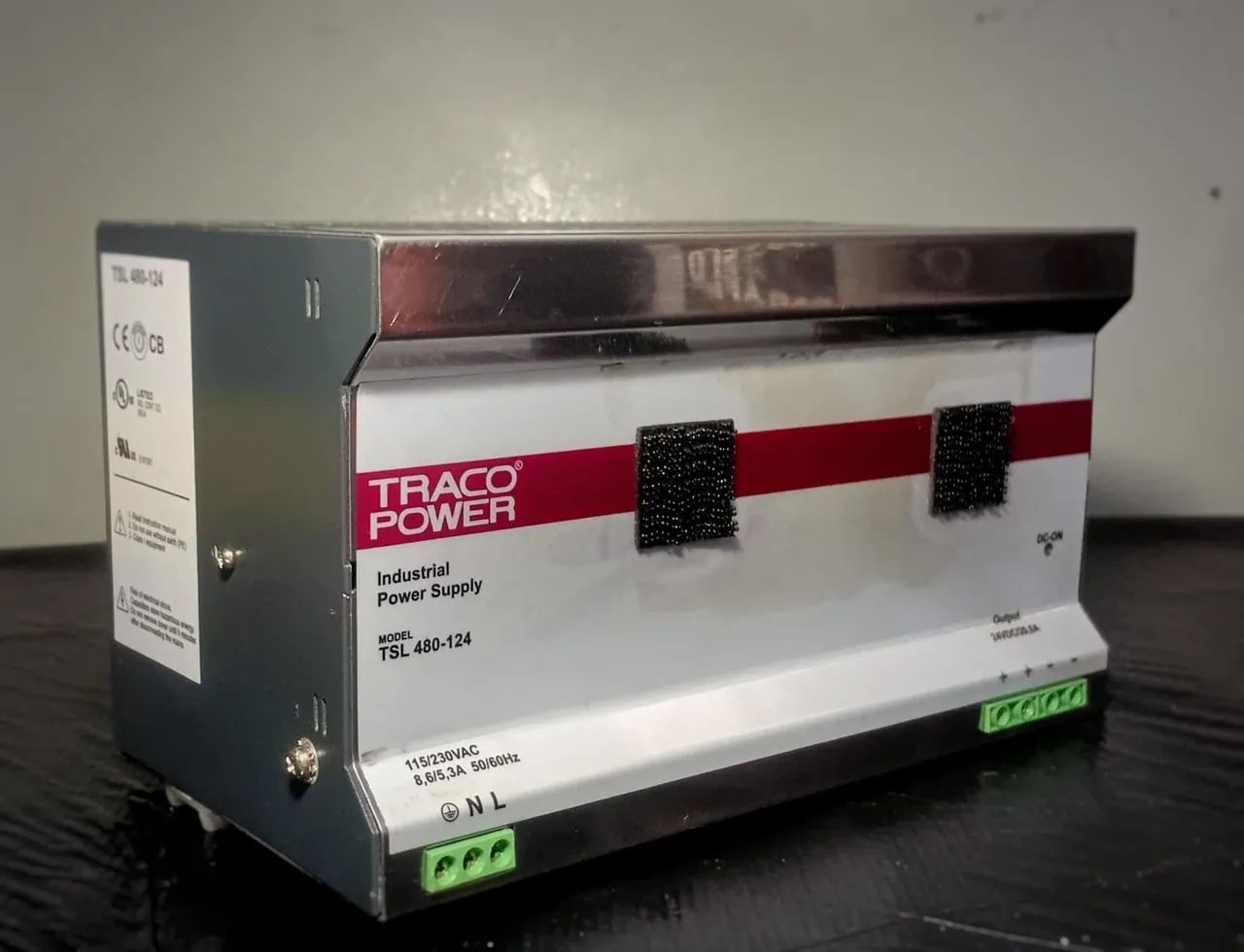 Fonte de alimentação 24V - 20A industrial 