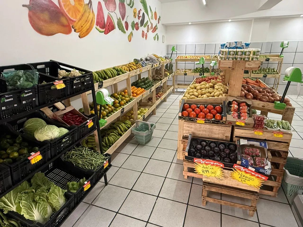 Prateleiras/ gôndolas/ ilhas/ central para hortfruti/ quitanda/ mercado  - Foto 3