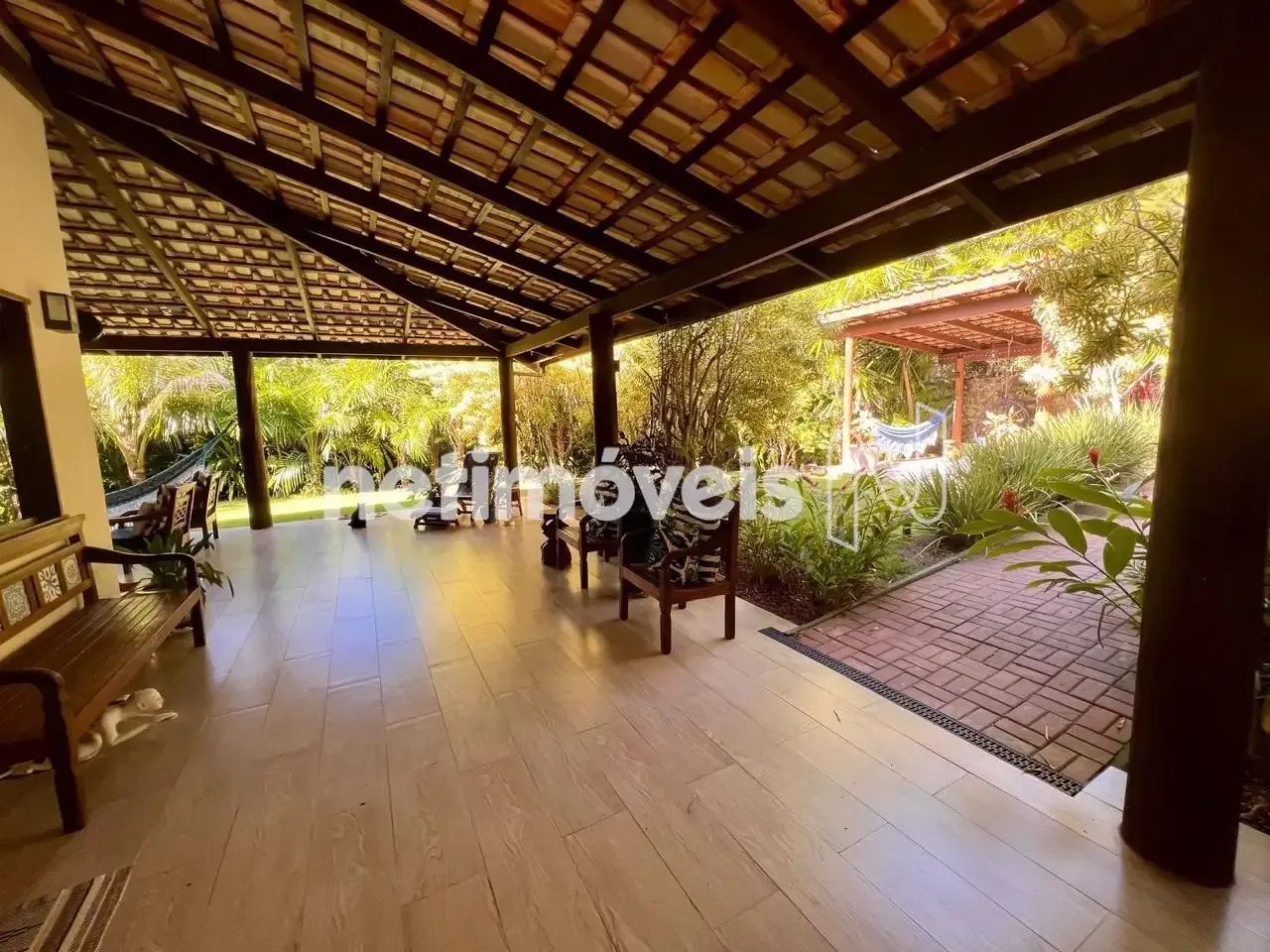 Casa com 4 suítes e amplo terreno - Foto 3