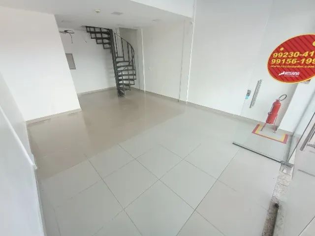 Sala Comercial Térrea 53m² com Mezanino no Parque Dez / Pátio Mall - Foto 3