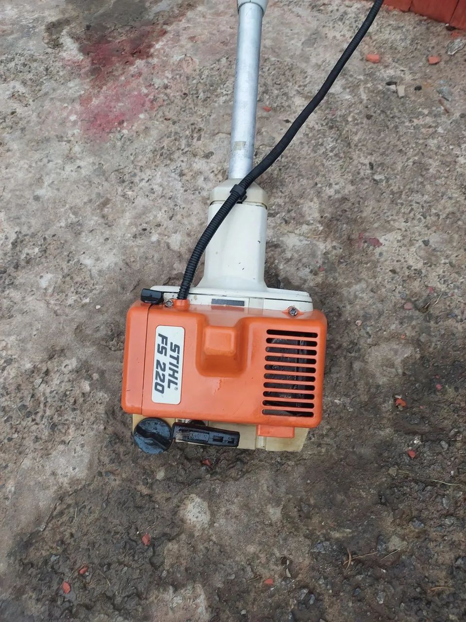 Roçadeira Stihl FS 220 - Foto 6