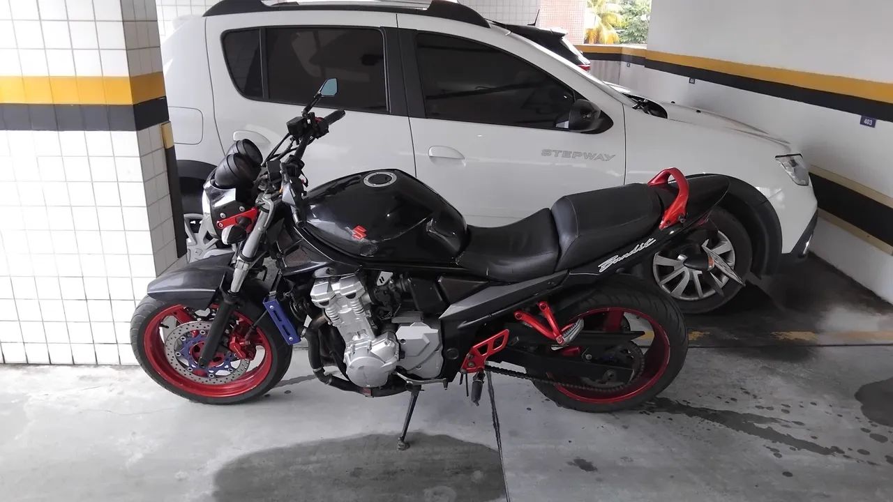 Bandit 650N  - Foto 2