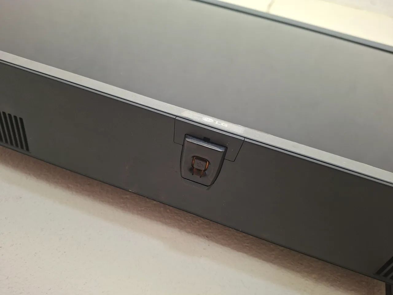 LG Smart TV 32" Full HD ThinQ AI - Excelente estado - Foto 2