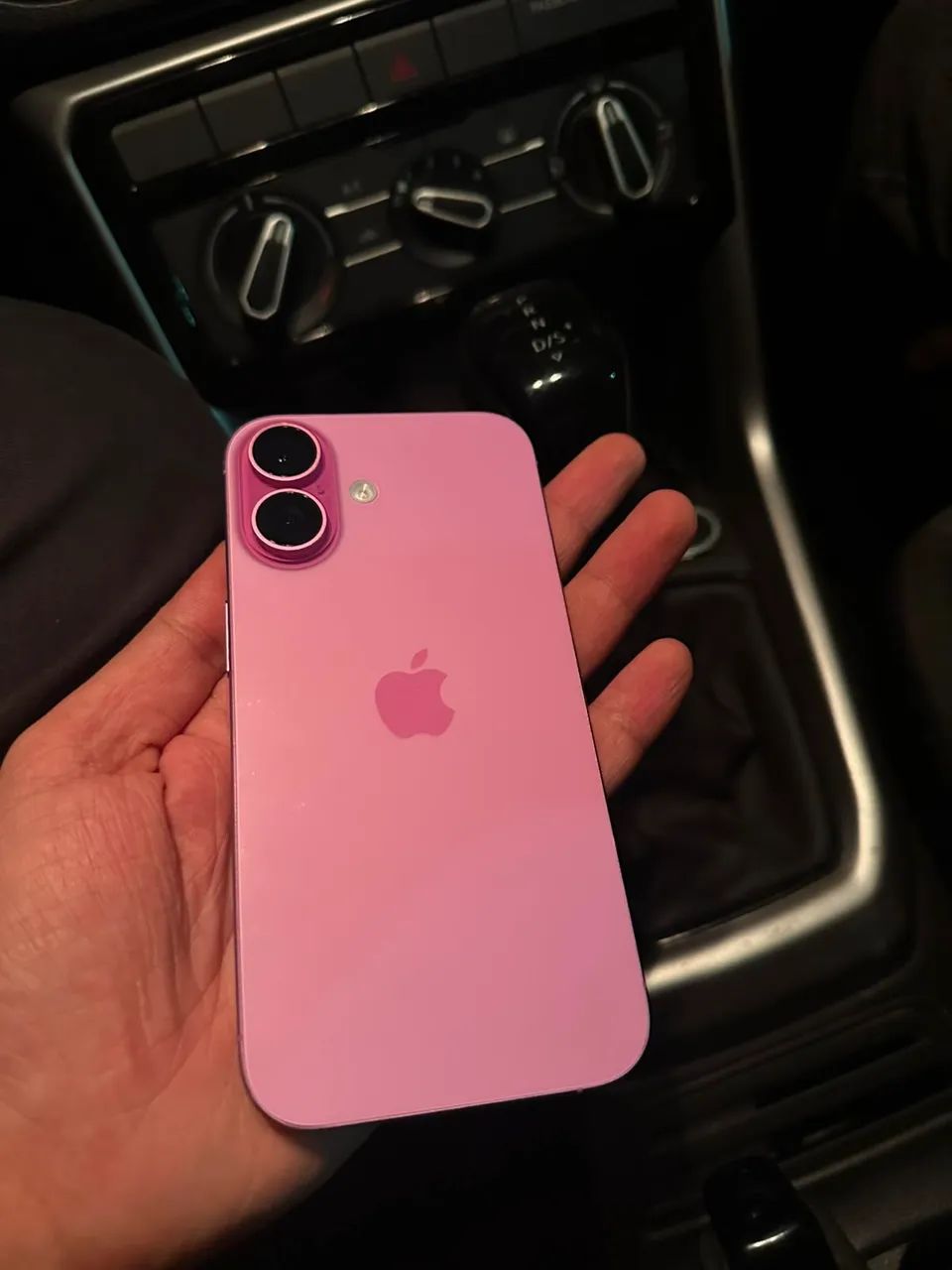IPhone 16 vendo ou troco 