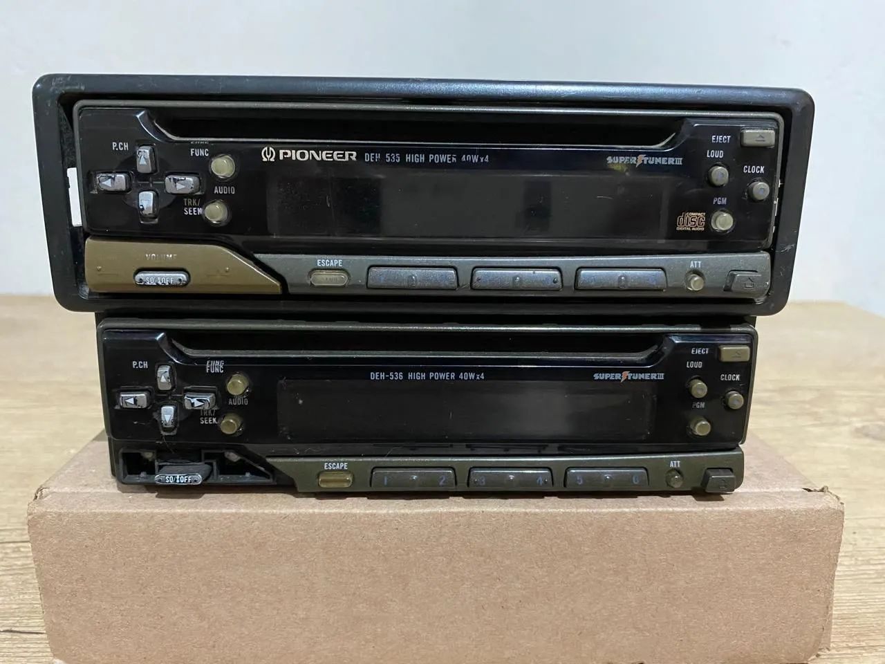 2 radios pioneer 