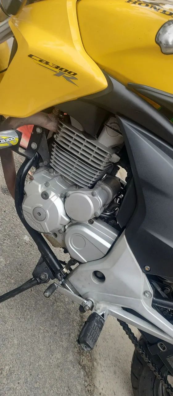 CB 300 R - Foto 5