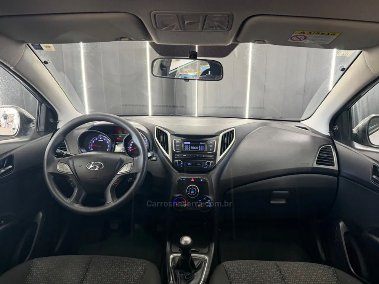 Hyundai HB20 Unique 1.0 Flex 12V Mec. 2019 - Foto 5