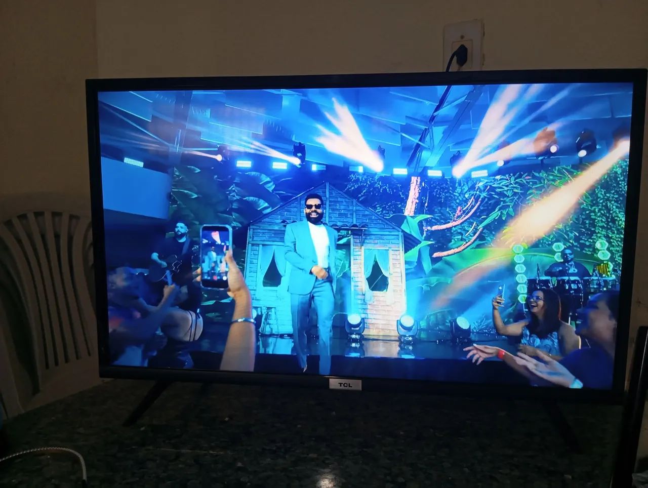 TV TCL 32 polegadas SMART  - Foto 3