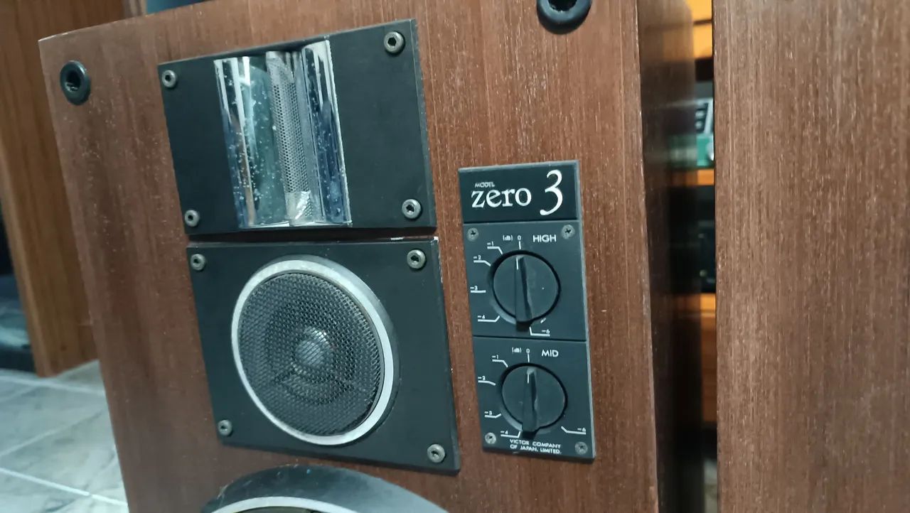 Par de caixas acústica JVC modelo Zero3. - Foto 2