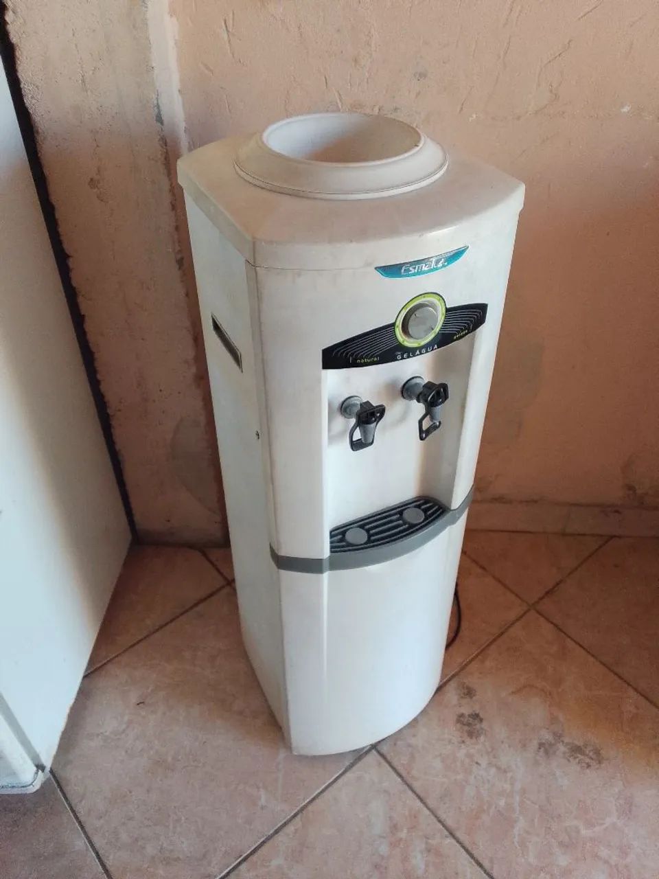 gelagua esmaltec funciona perfeitamente entrego 